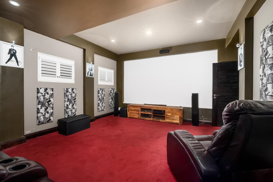 5 Bedroom Property for Sale in Mill Park Eastern Cape